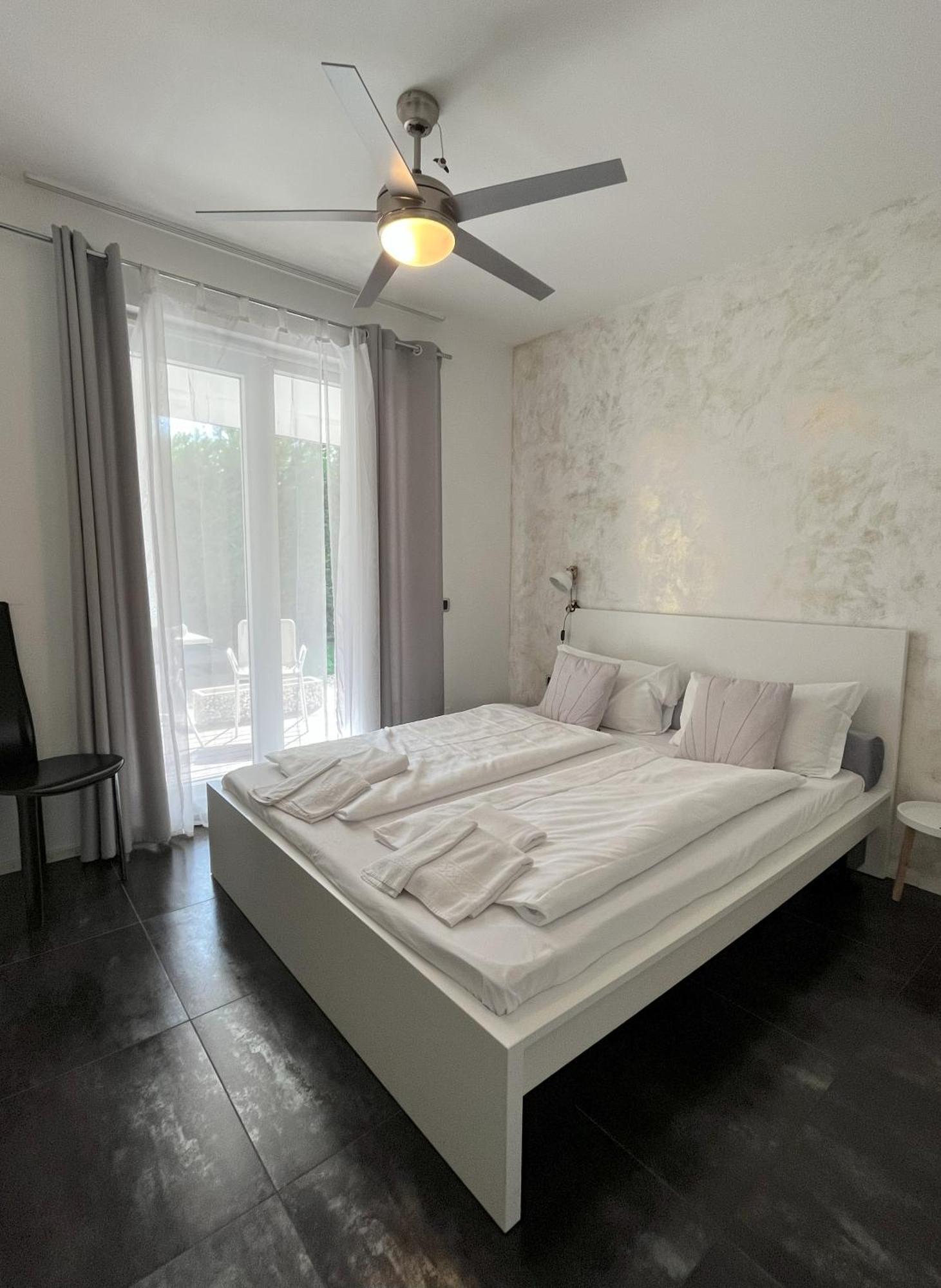 B&B Mele D'Oro Bolzano Exterior photo